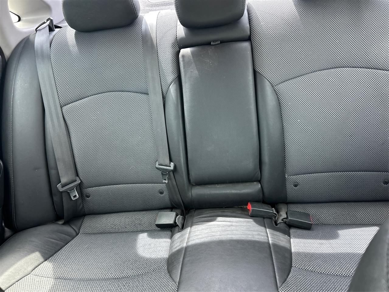 Hyundai Sonata Limited Auto 2011