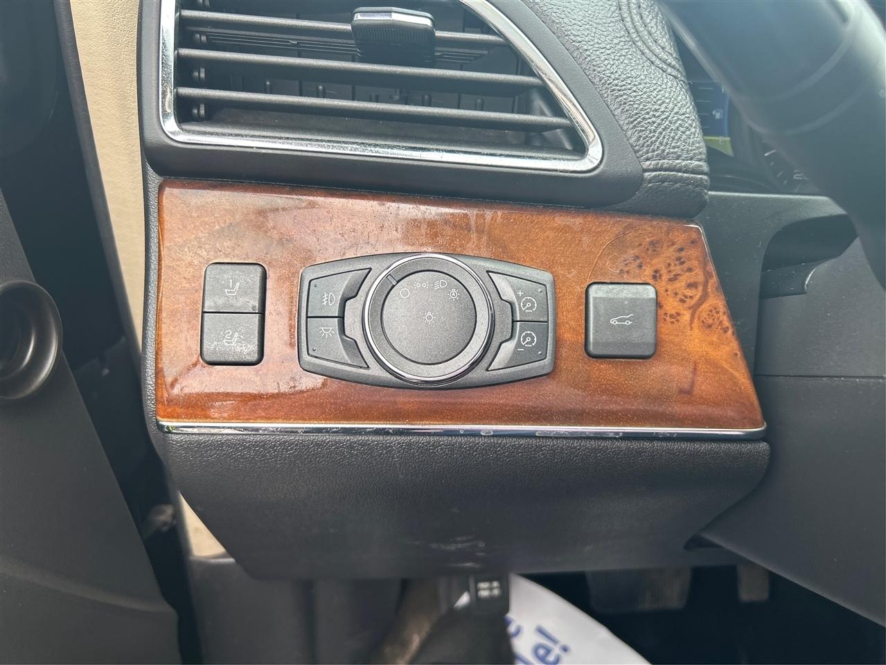 Lincoln MKX AWD 2012