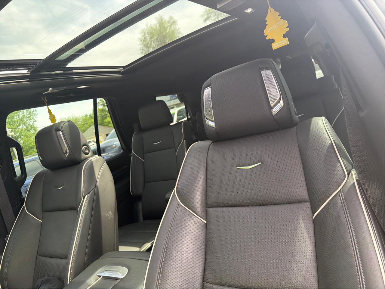Cadillac Escalade Premium Luxury AWD 2023