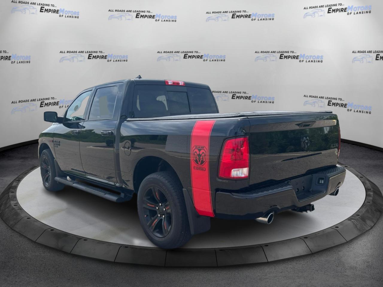 RAM 1500 Classic Tradesman Crew Cab SWB 4WD 2019