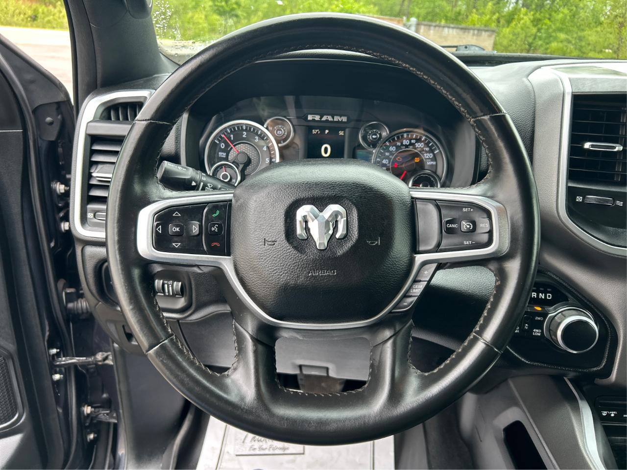 RAM 1500 Big Horn Crew Cab SWB 4WD 2019