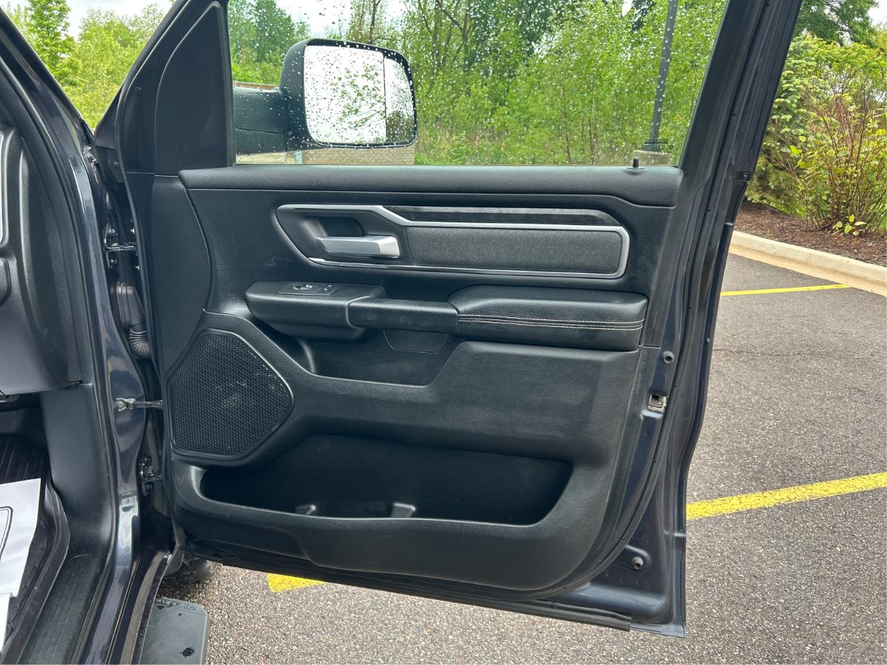 RAM 1500 Big Horn Crew Cab SWB 4WD 2019