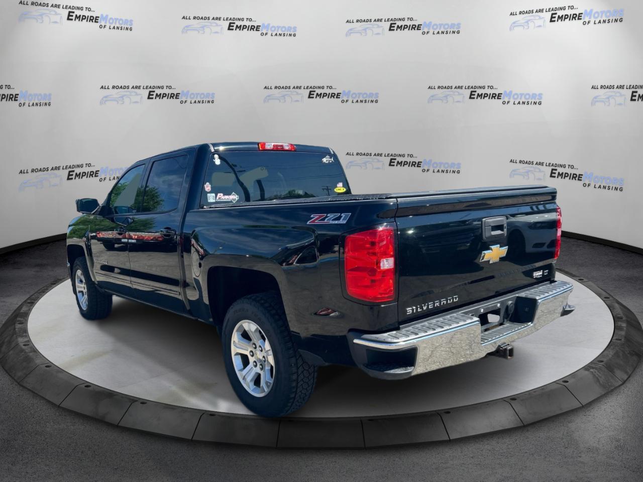 Chevrolet Silverado 1500 LT Crew Cab Long Box 4WD 2015