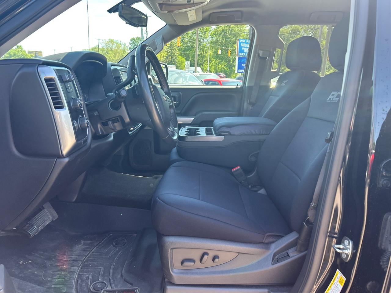 Chevrolet Silverado 1500 LT Crew Cab Long Box 4WD 2015