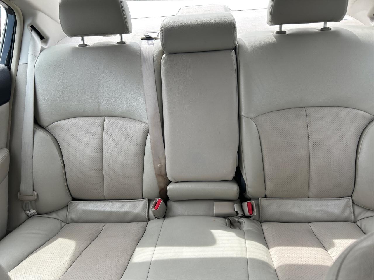 Subaru Legacy 2.5i 2012