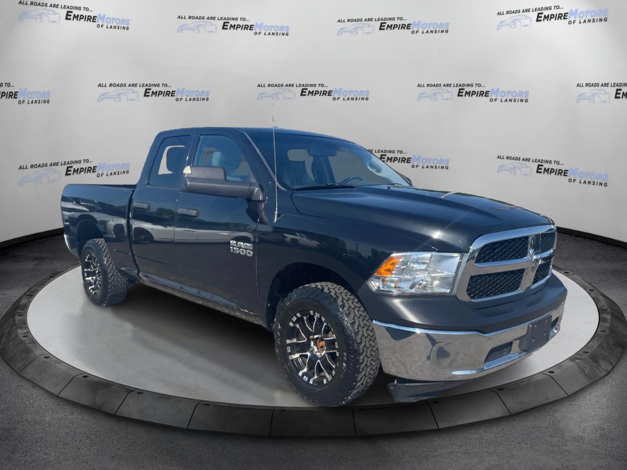 RAM 1500 Tradesman Quad Cab 4WD 2016