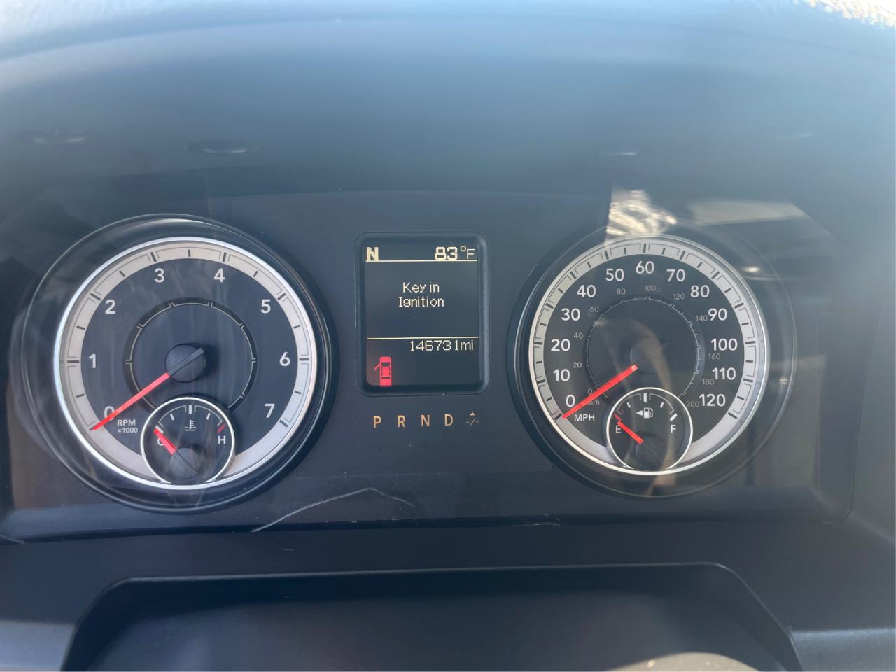 RAM 1500 Tradesman Quad Cab 4WD 2016
