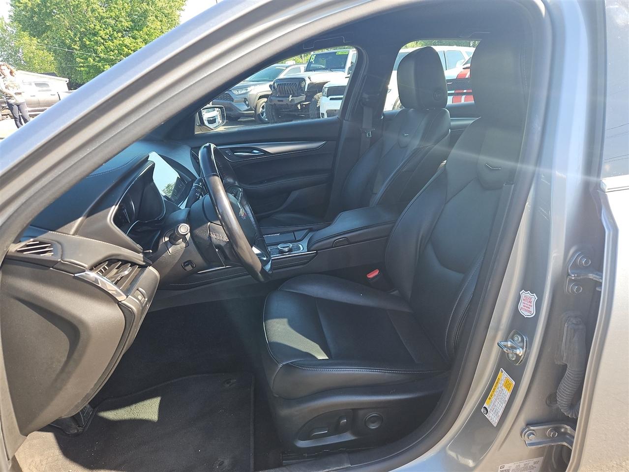 Cadillac CT5 Luxury AWD 2023