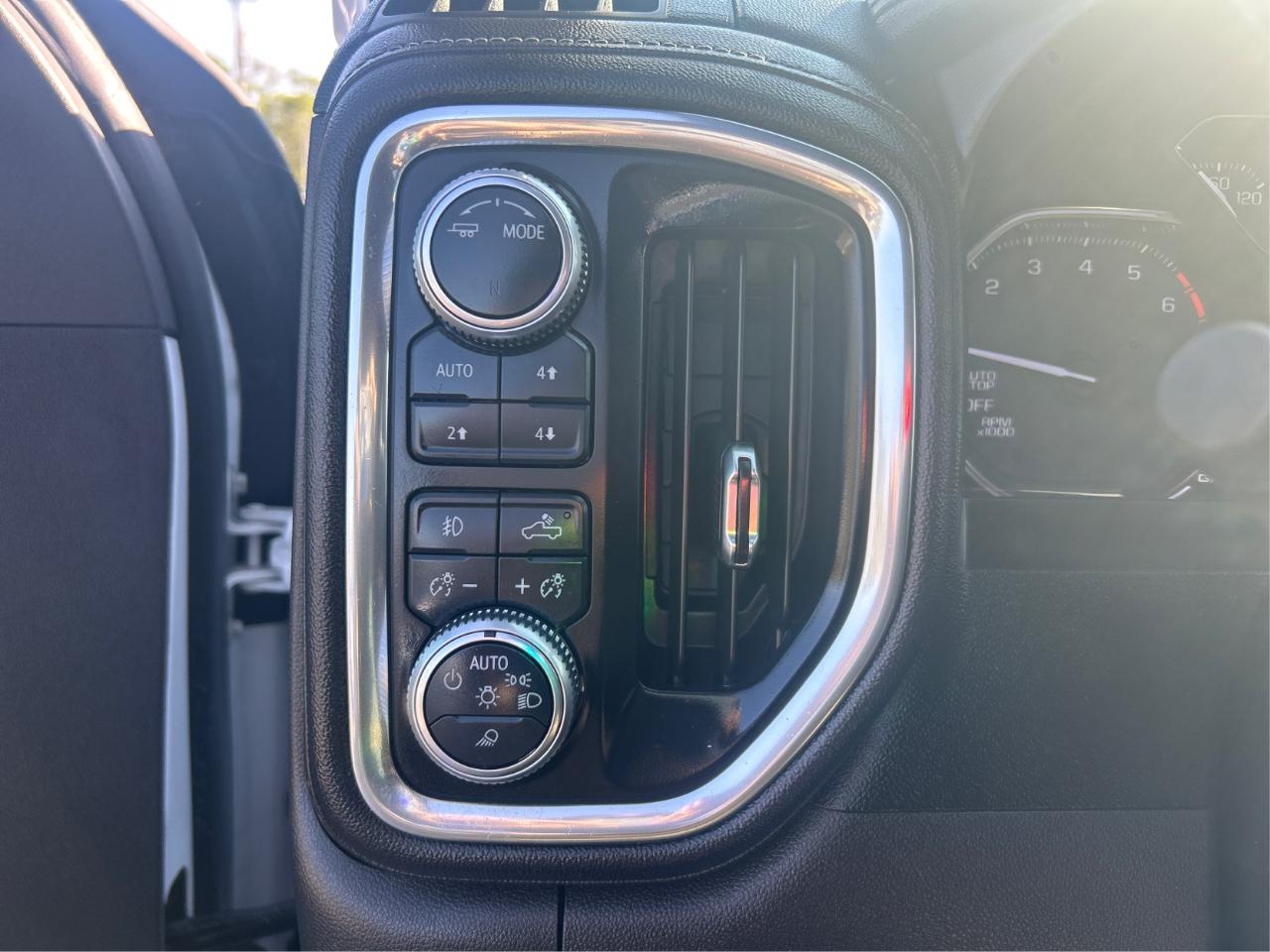 GMC Sierra 1500 SLT Crew Cab Short Box 4WD 2020