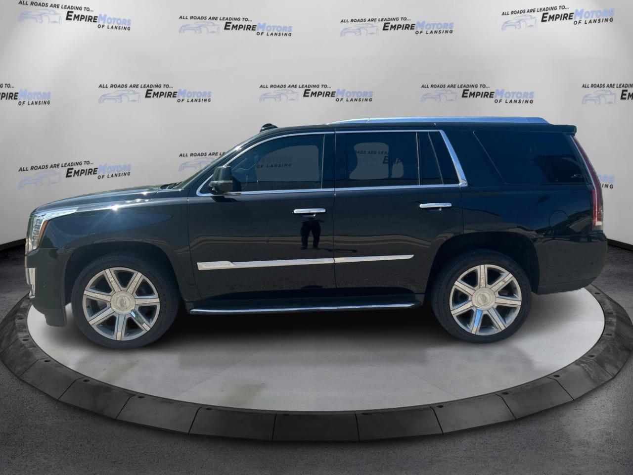Cadillac Escalade Luxury 4WD 2018