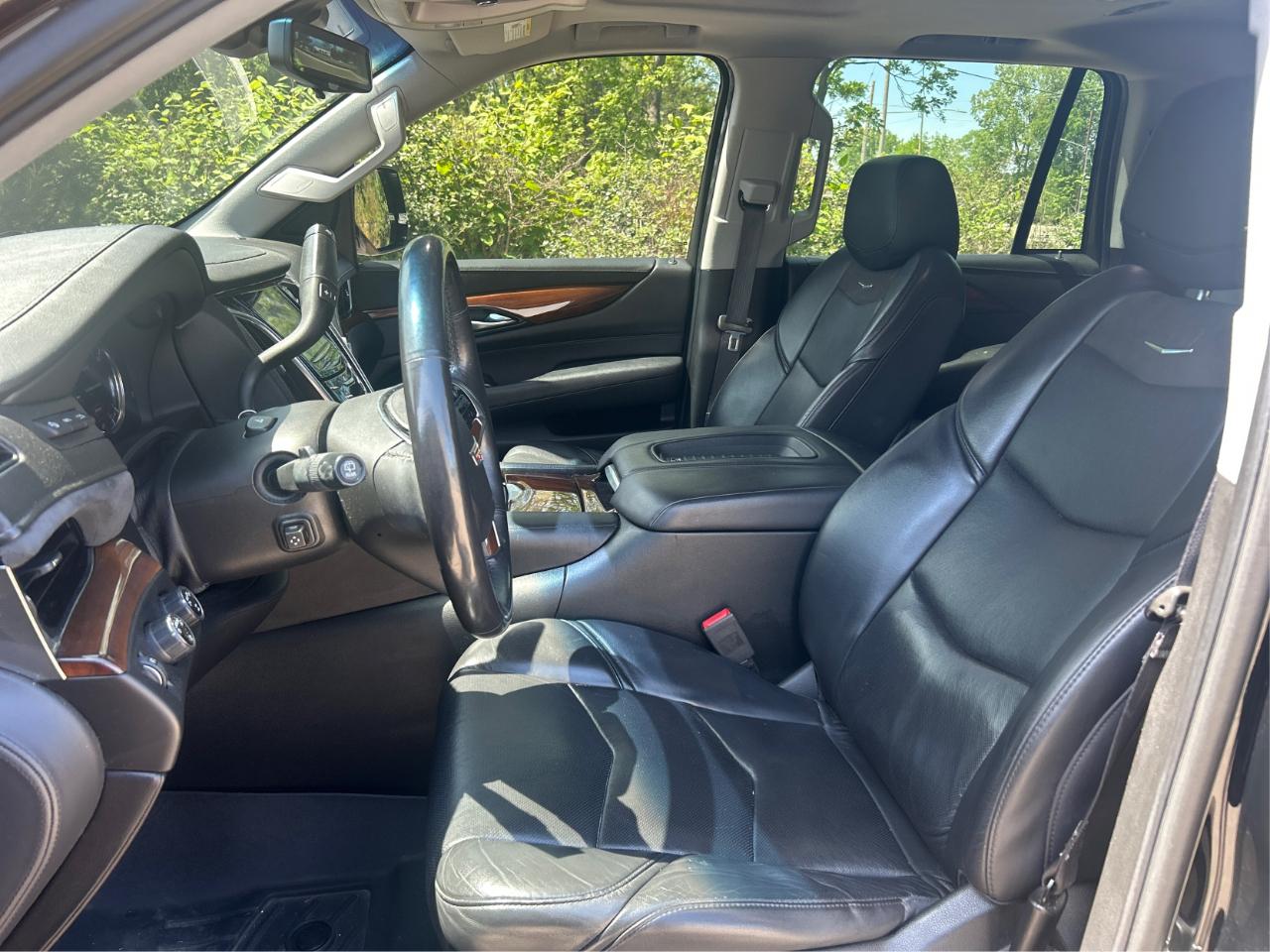 Cadillac Escalade Luxury 4WD 2018