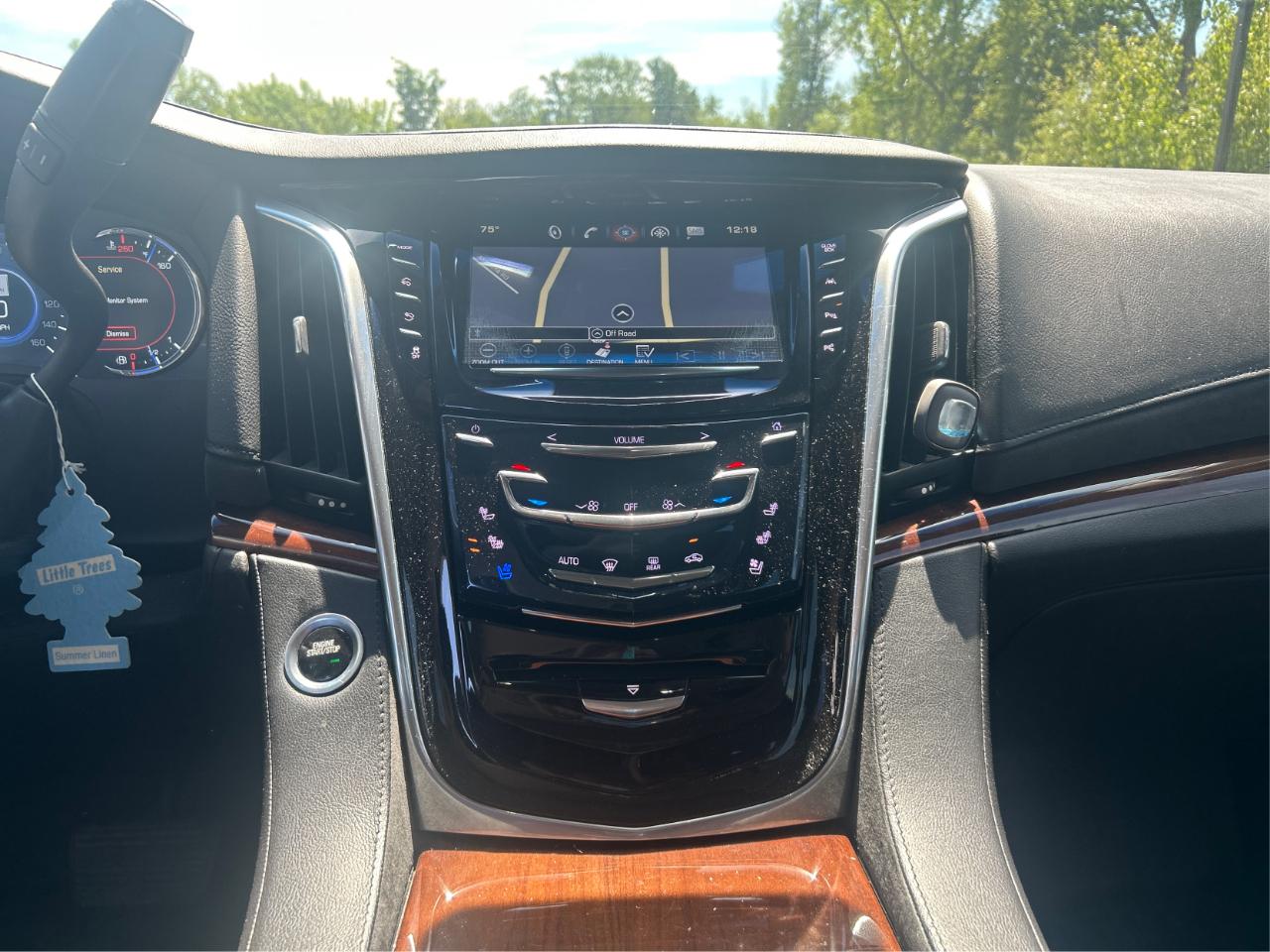 Cadillac Escalade Luxury 4WD 2018