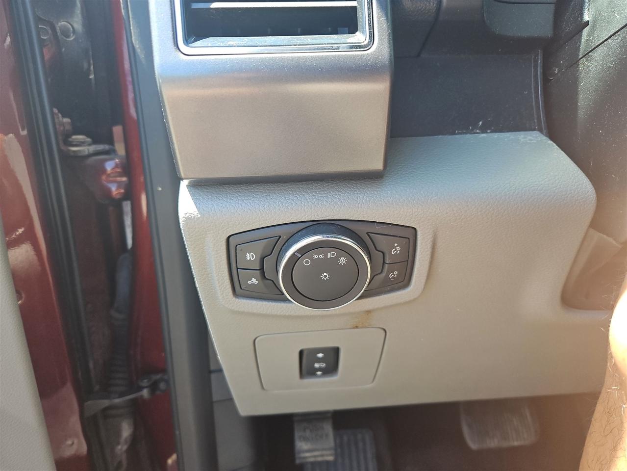 Ford F-150 Lariat SuperCrew 6.5-ft. Bed 4WD 2017