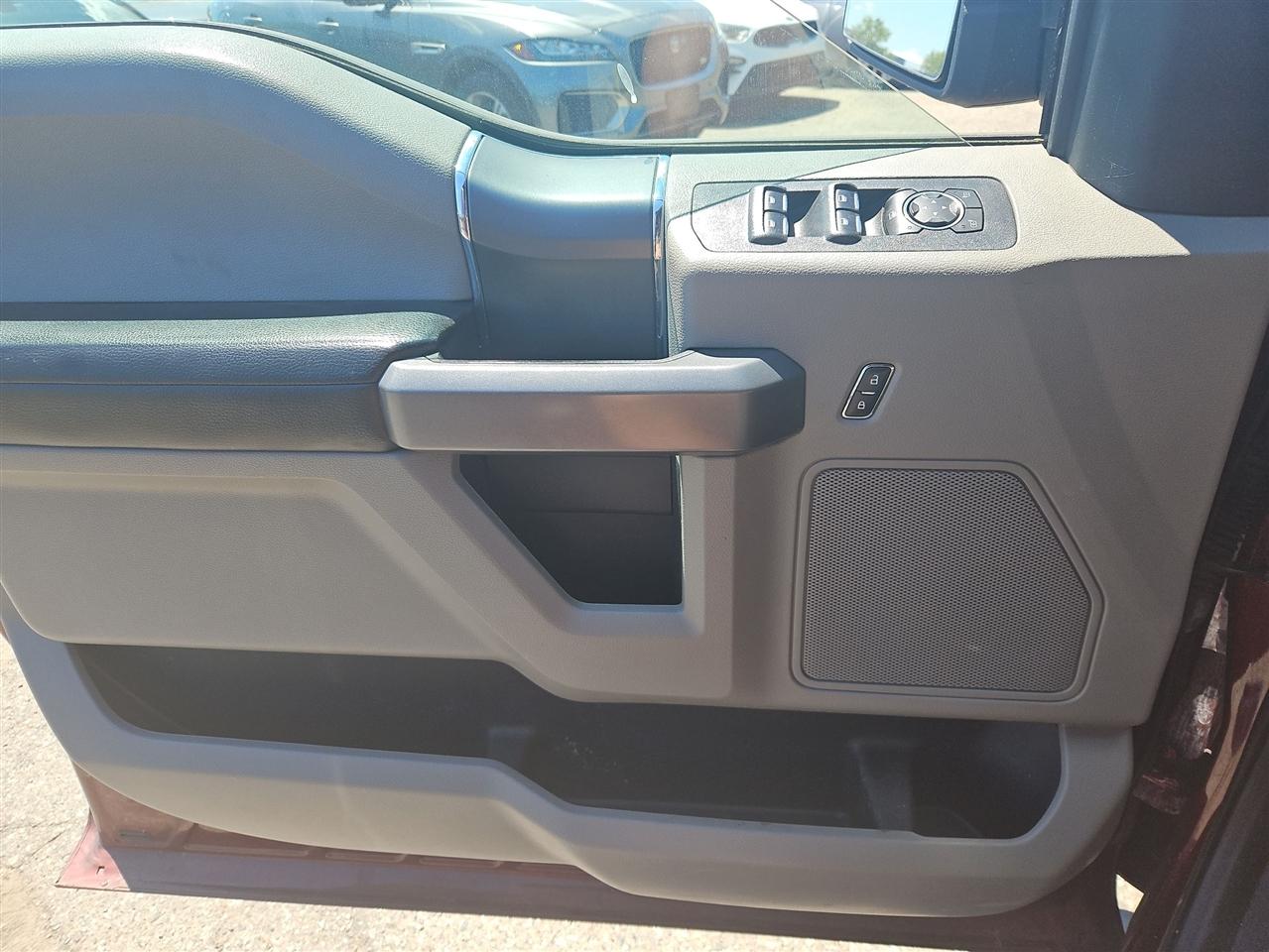 Ford F-150 Lariat SuperCrew 6.5-ft. Bed 4WD 2017