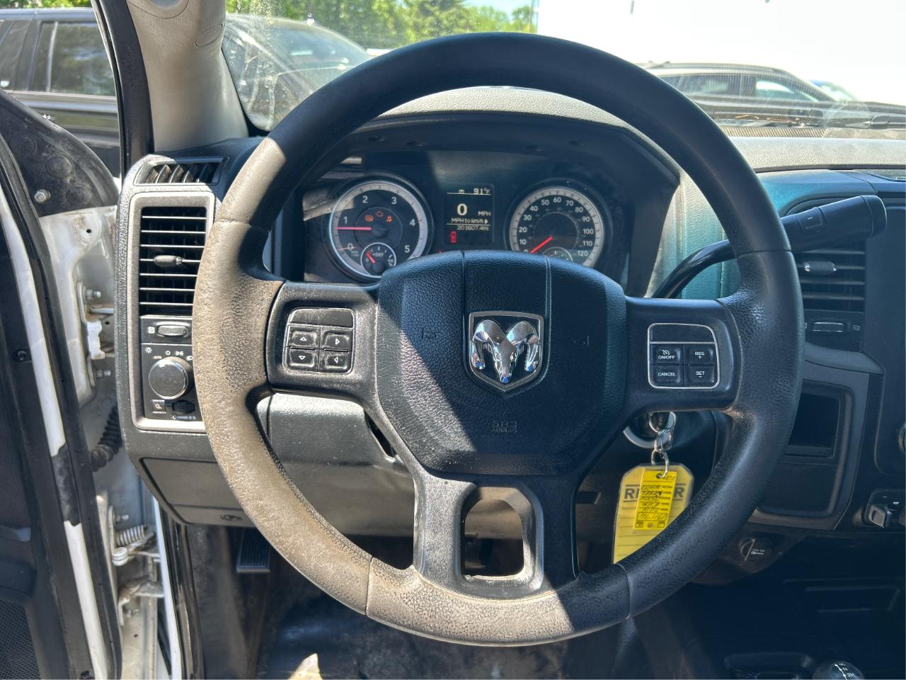RAM 3500 Tradesman Crew Cab 4WD DRW 2016
