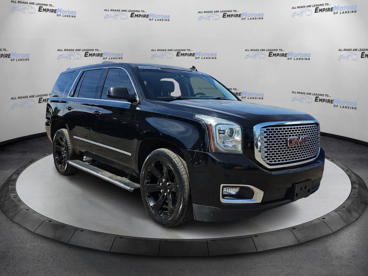 GMC Yukon Denali 4WD 2015