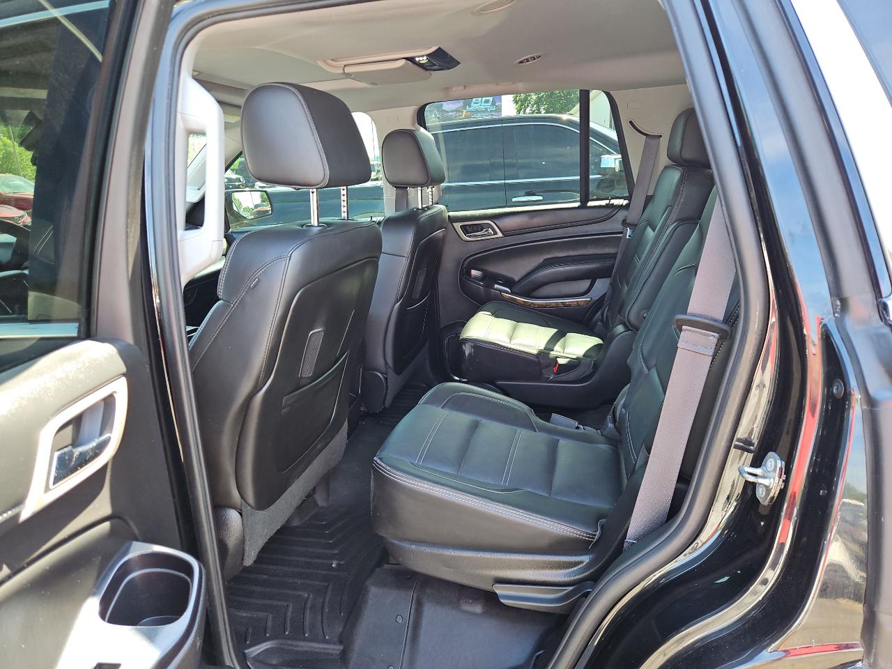GMC Yukon Denali 4WD 2015
