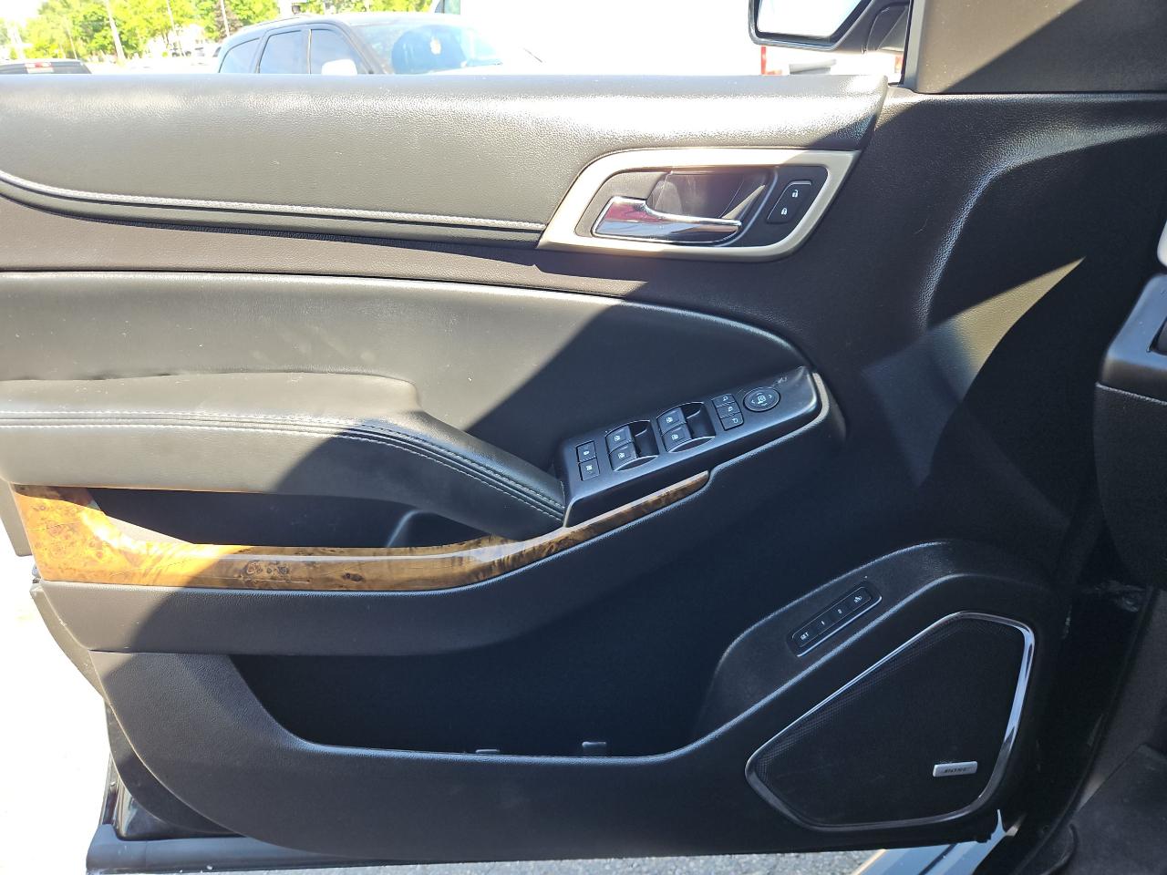 GMC Yukon Denali 4WD 2015
