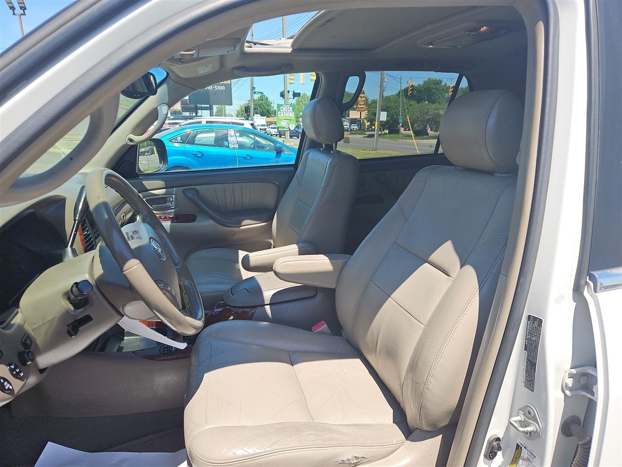 Toyota Sequoia Limited 4WD 2005