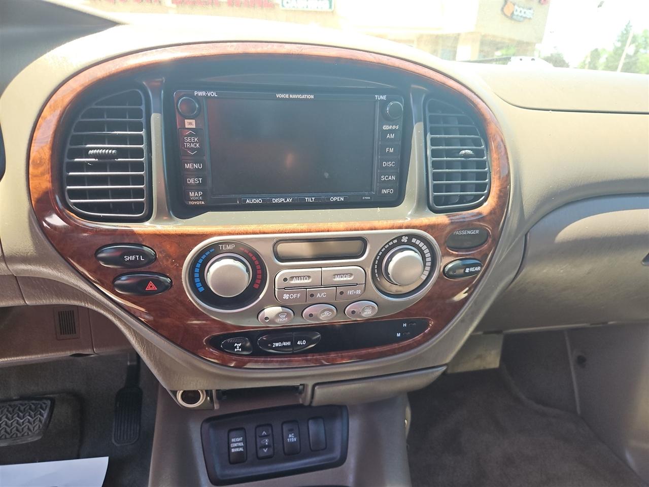 Toyota Sequoia Limited 4WD 2005