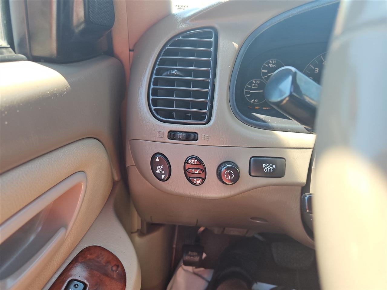 Toyota Sequoia Limited 4WD 2005