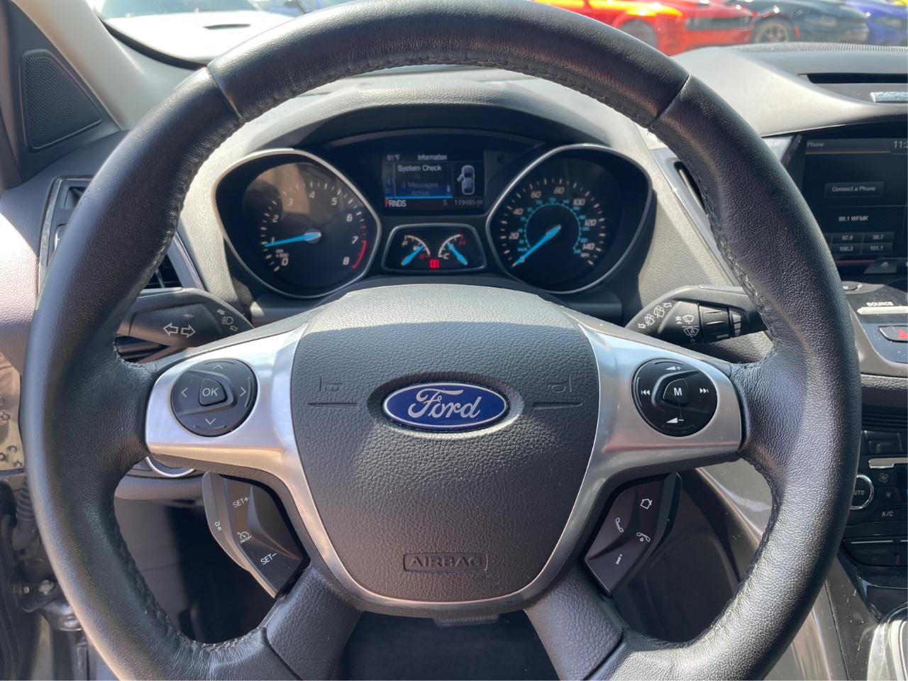 Ford Escape Titanium 4WD 2014