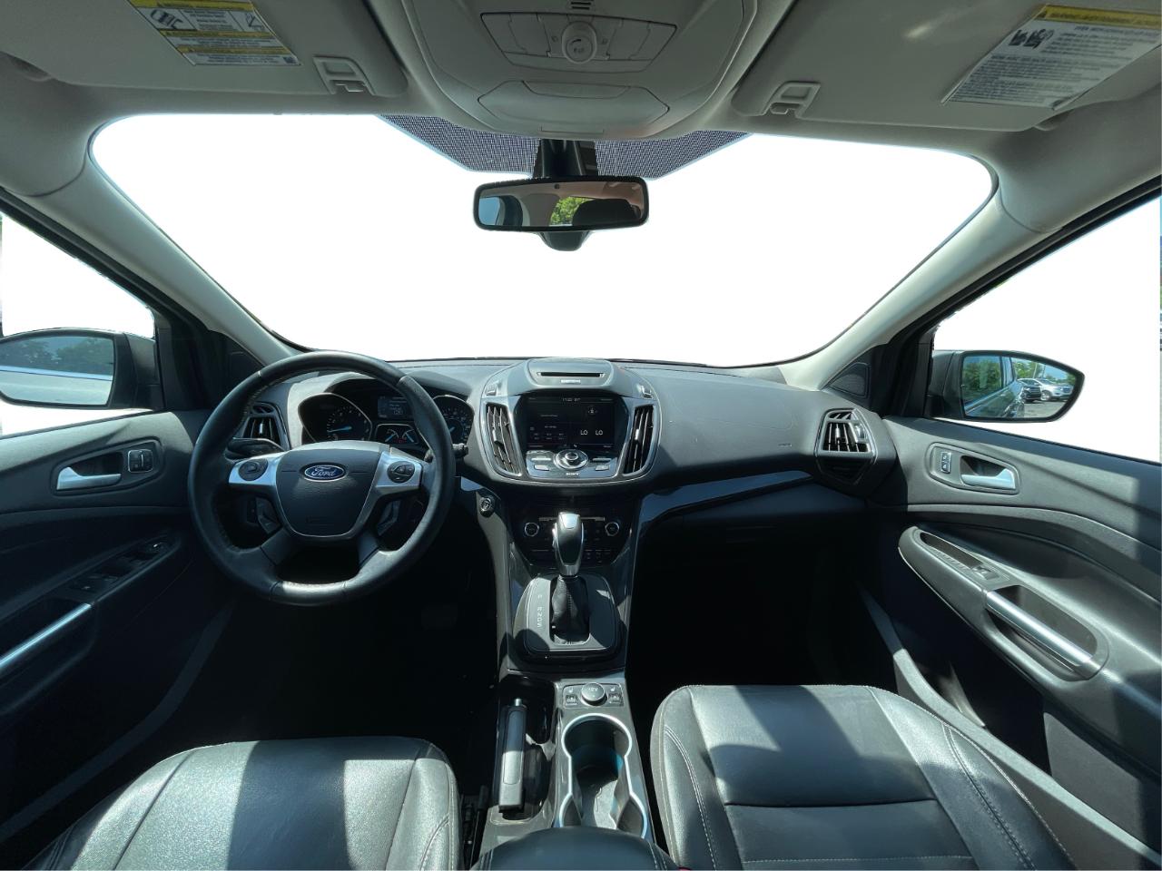 Ford Escape Titanium 4WD 2014