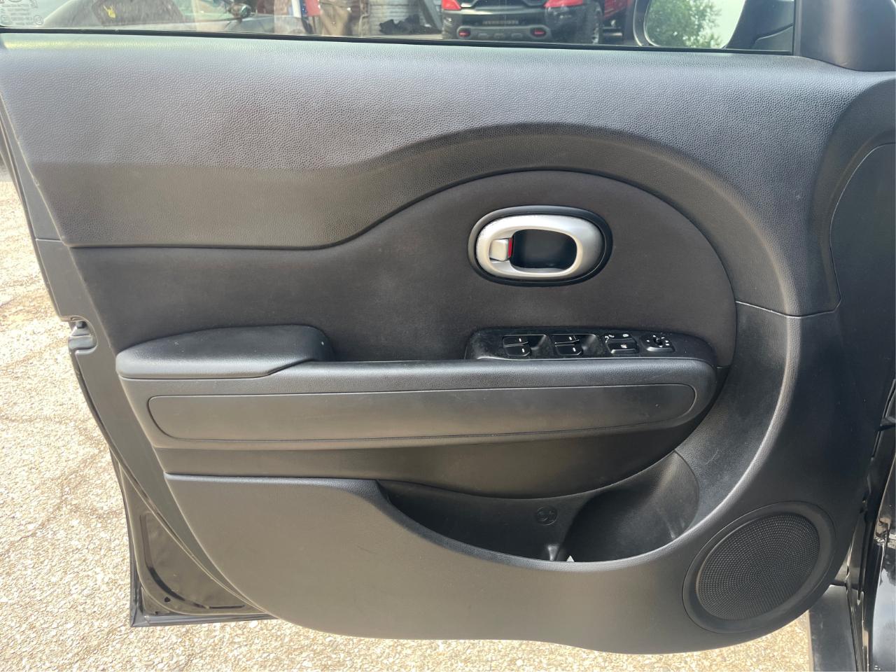 Kia Soul Base 6A 2016