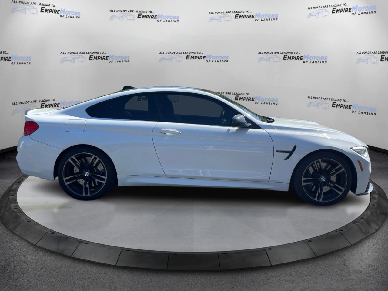 BMW M4 Coupe 2016
