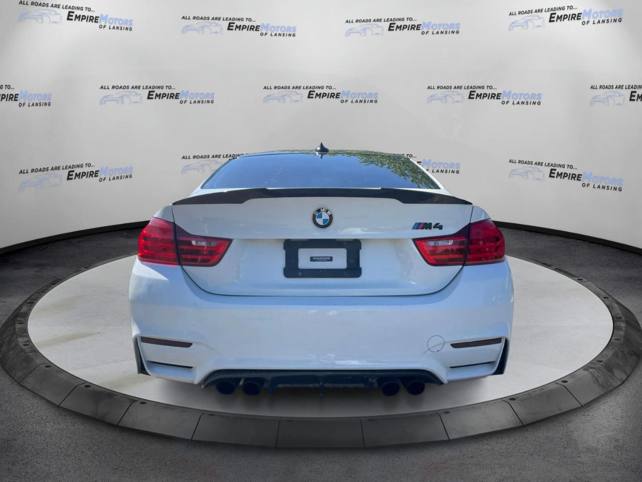 BMW M4 Coupe 2016