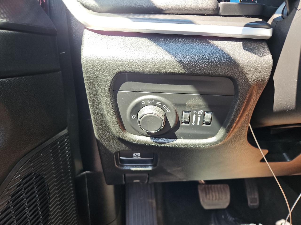 Jeep Grand Cherokee L Laredo 4WD 2023