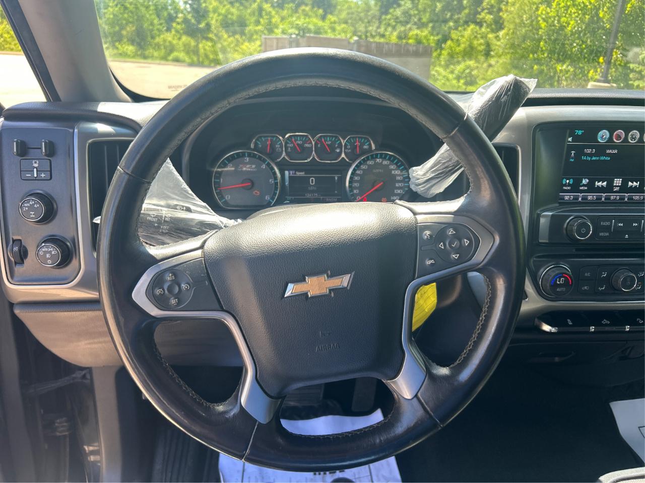 Chevrolet Silverado 1500 LT Crew Cab Long Box 4WD 2016