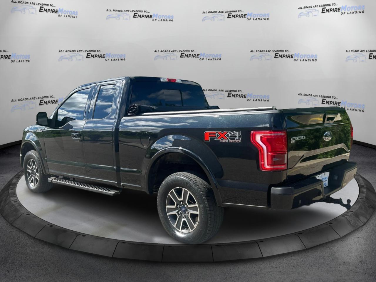 Ford F-150 Lariat SuperCab 6.5-ft. Bed 4WD 2015