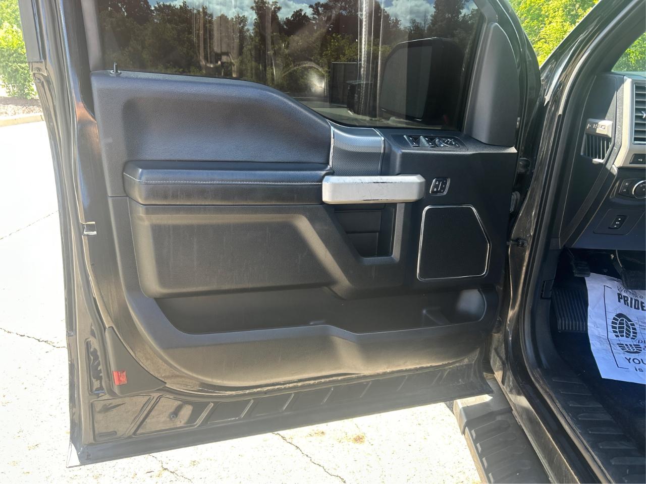 Ford F-150 Lariat SuperCab 6.5-ft. Bed 4WD 2015