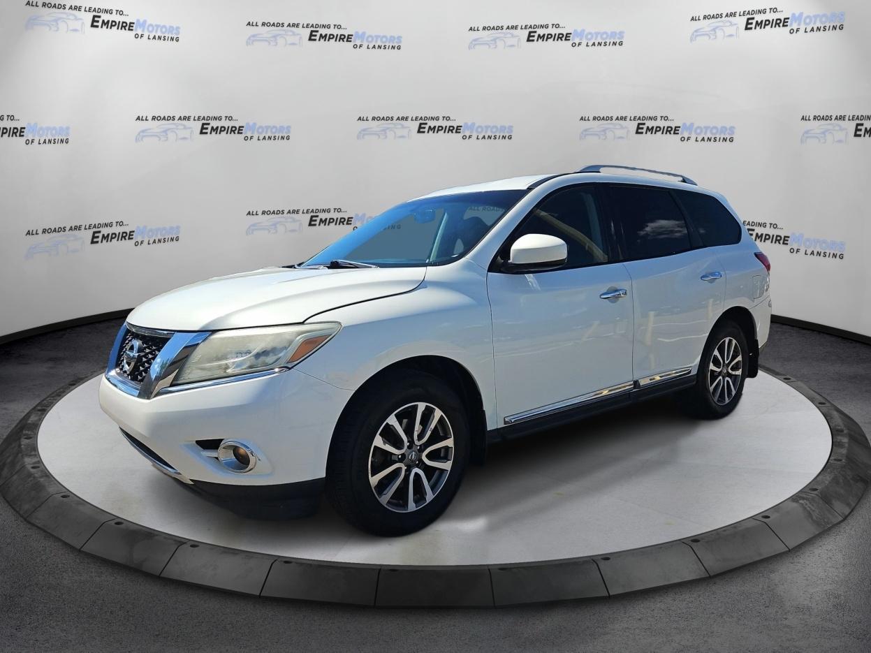 Nissan Pathfinder LE 2WD 2013