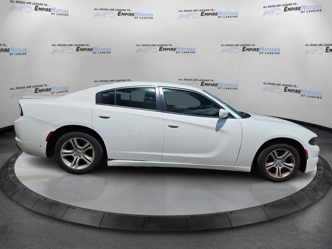 Dodge Charger SE 2015