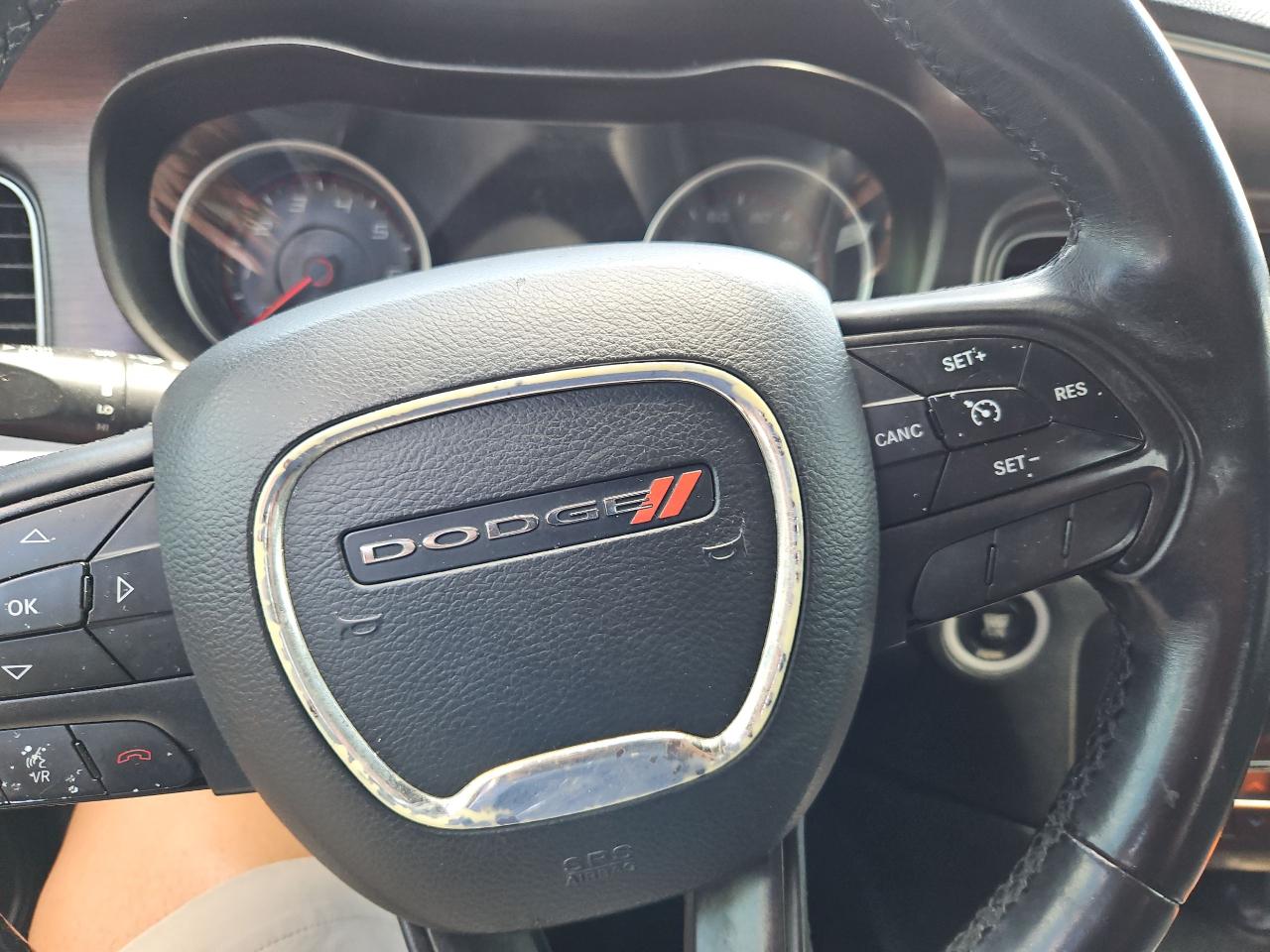 Dodge Charger SE 2015