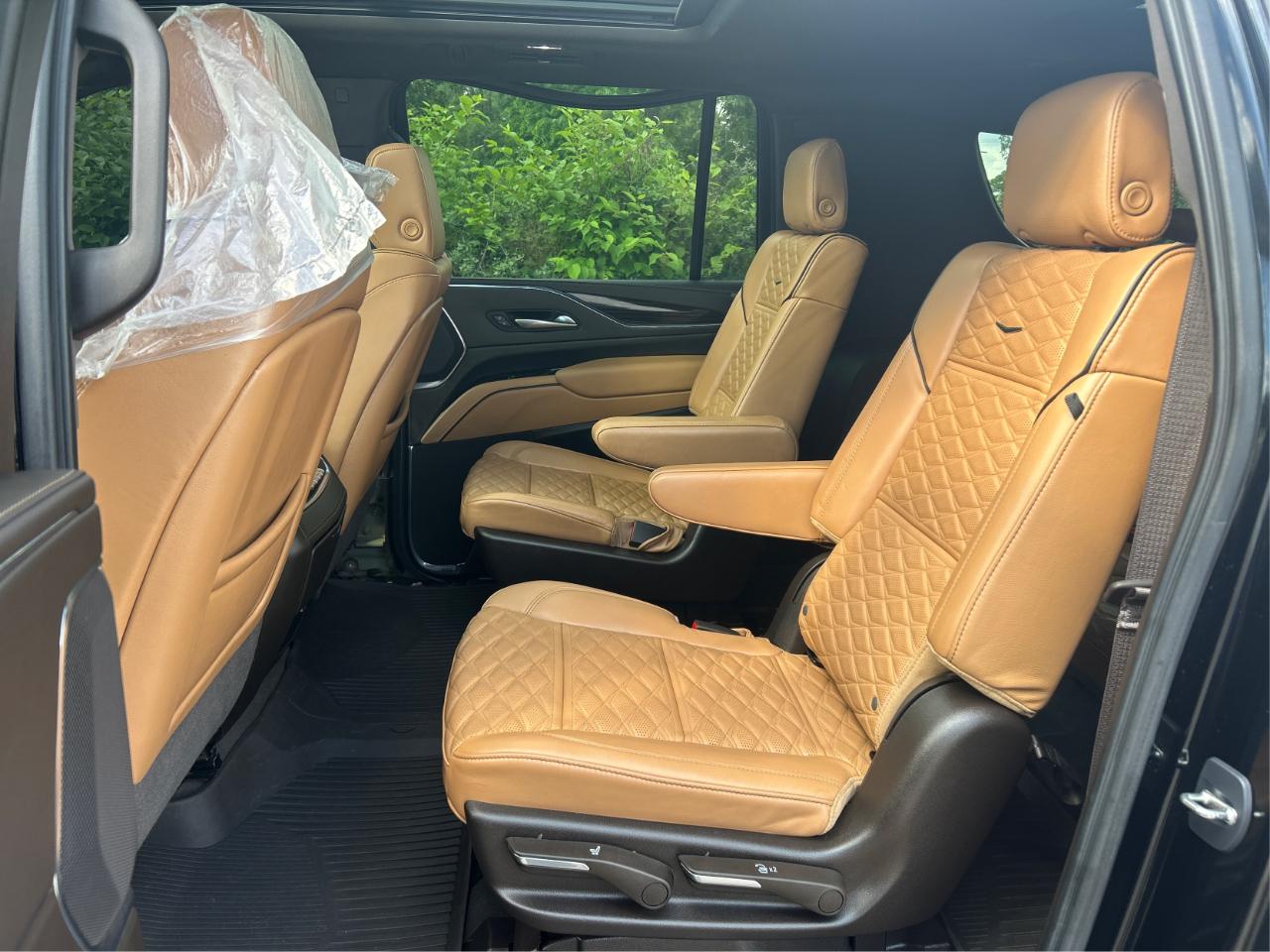 Cadillac Escalade ESV Sport AWD 2023