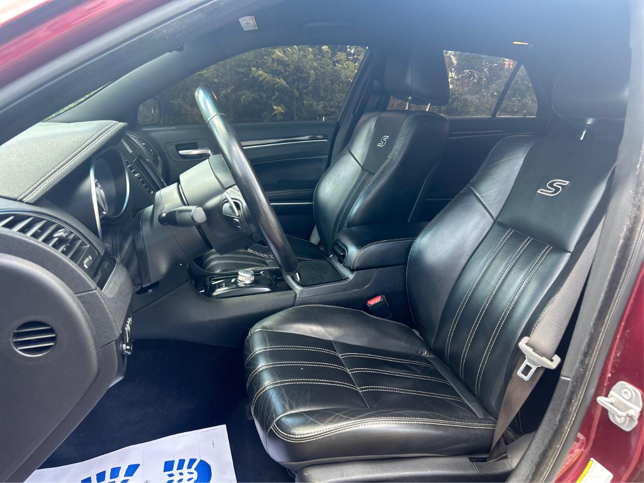 Chrysler 300 S V6 RWD 2021
