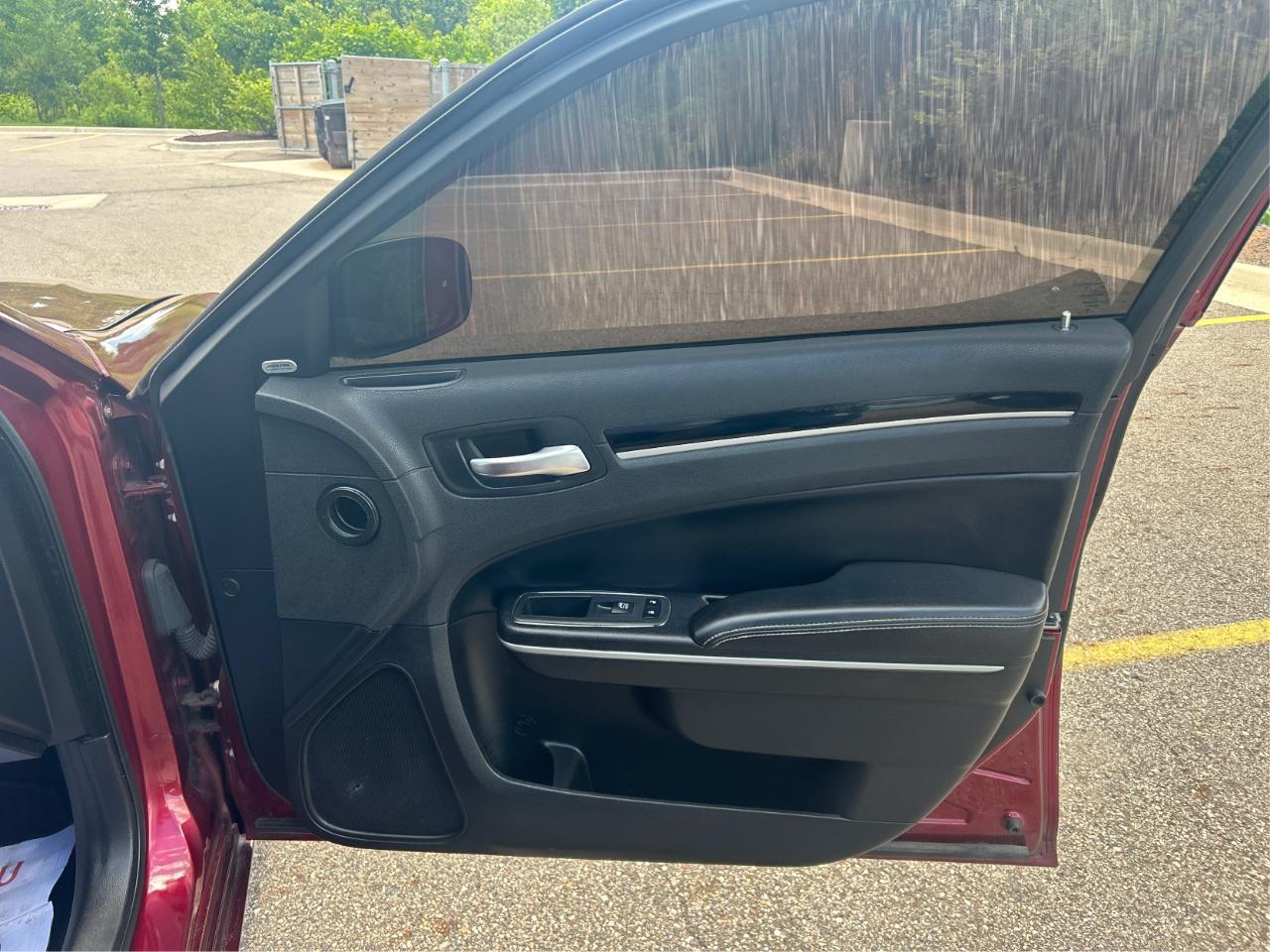 Chrysler 300 S V6 RWD 2021