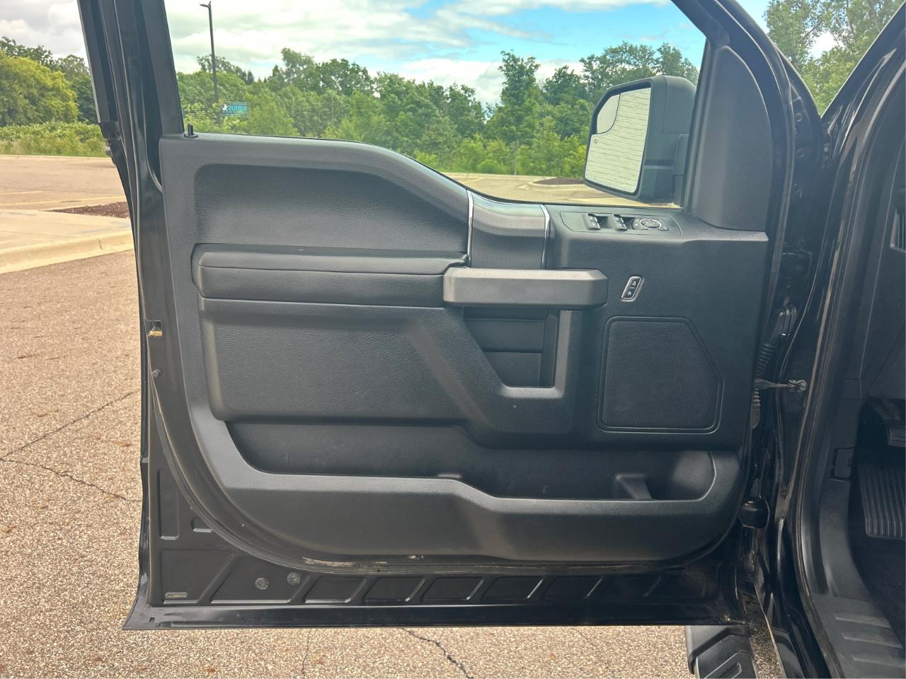 Ford F-150 Lariat SuperCrew 6.5-ft. Bed 4WD 2017