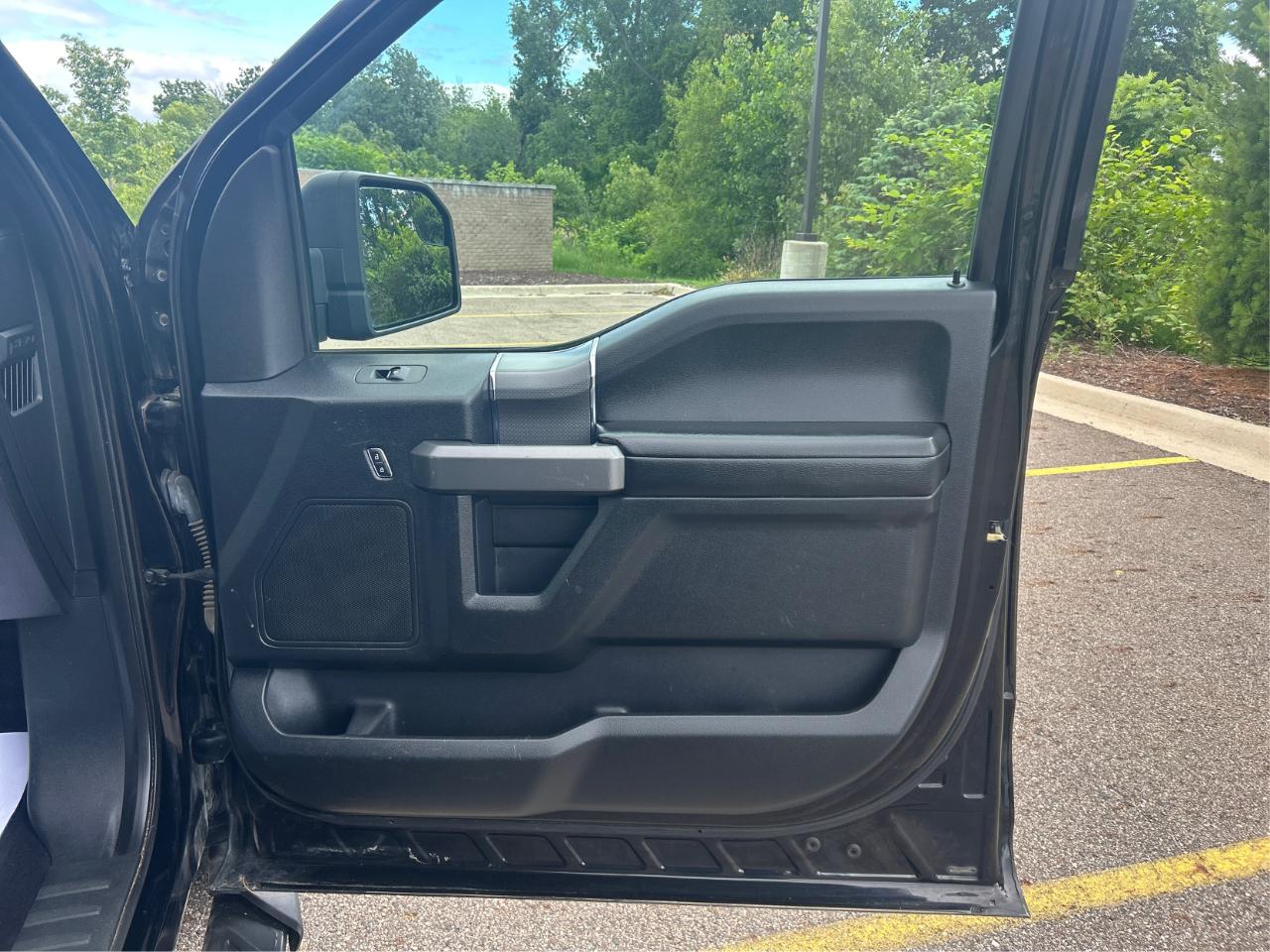Ford F-150 Lariat SuperCrew 6.5-ft. Bed 4WD 2017