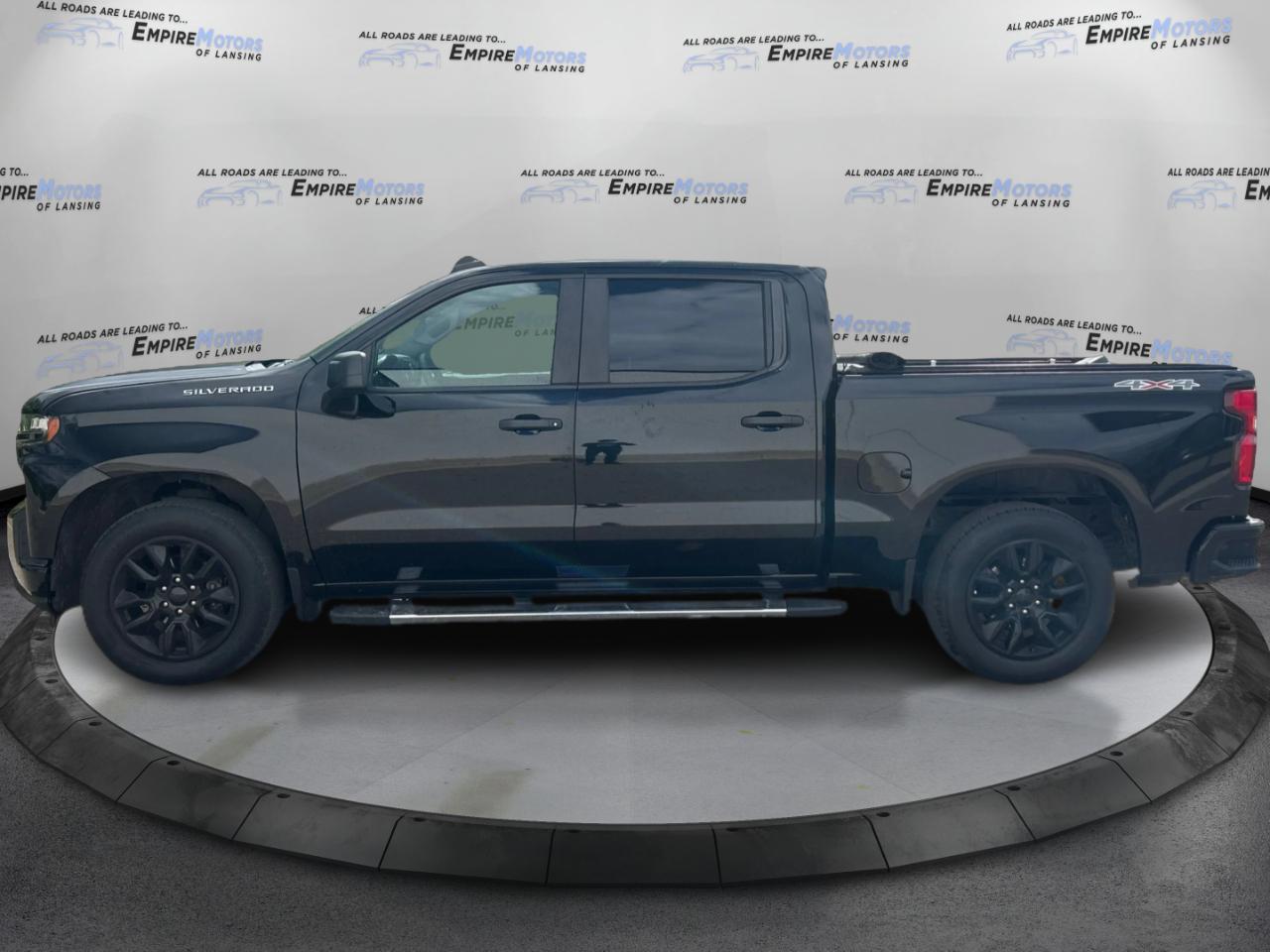 Chevrolet Silverado 1500 Custom Crew Cab Long Box 4WD 2020