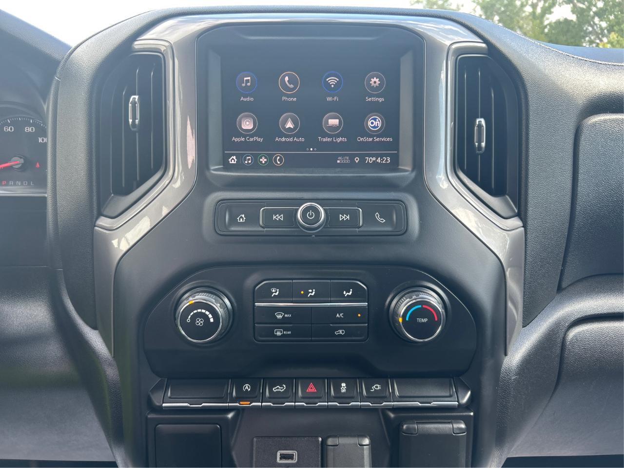 Chevrolet Silverado 1500 Custom Crew Cab Long Box 4WD 2020