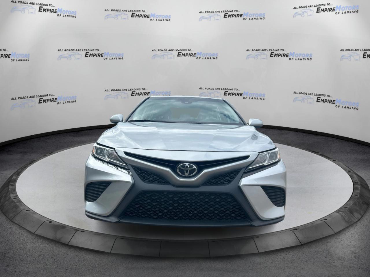 Toyota Camry SE 2020