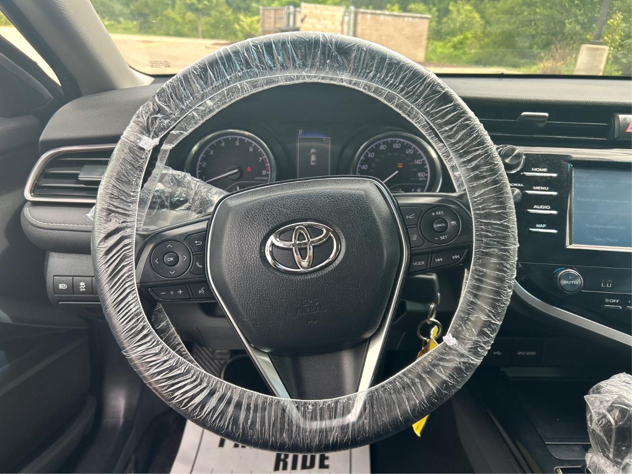 Toyota Camry SE 2020