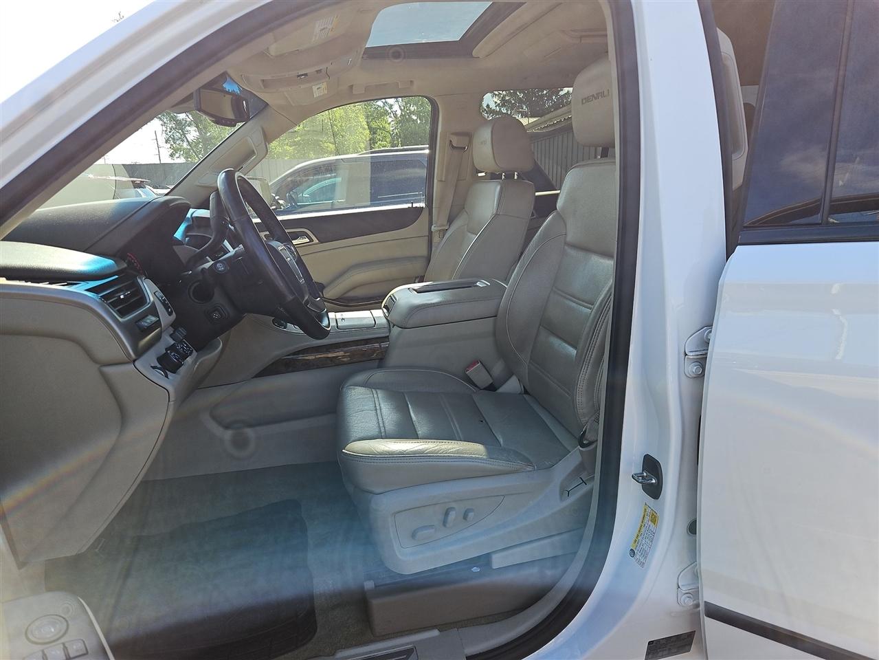 GMC Yukon Denali 4WD 2016