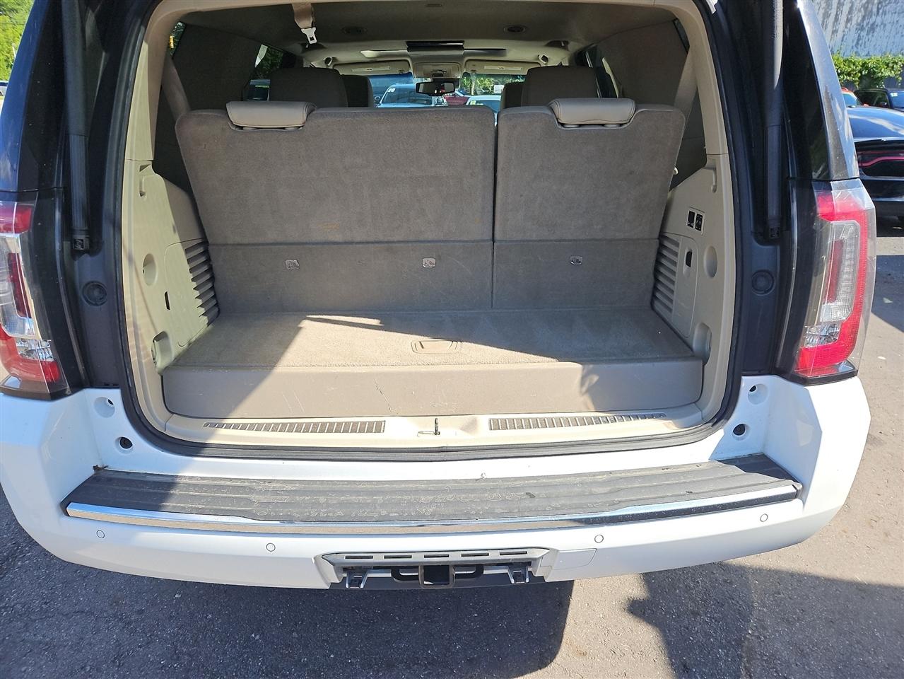 GMC Yukon Denali 4WD 2016
