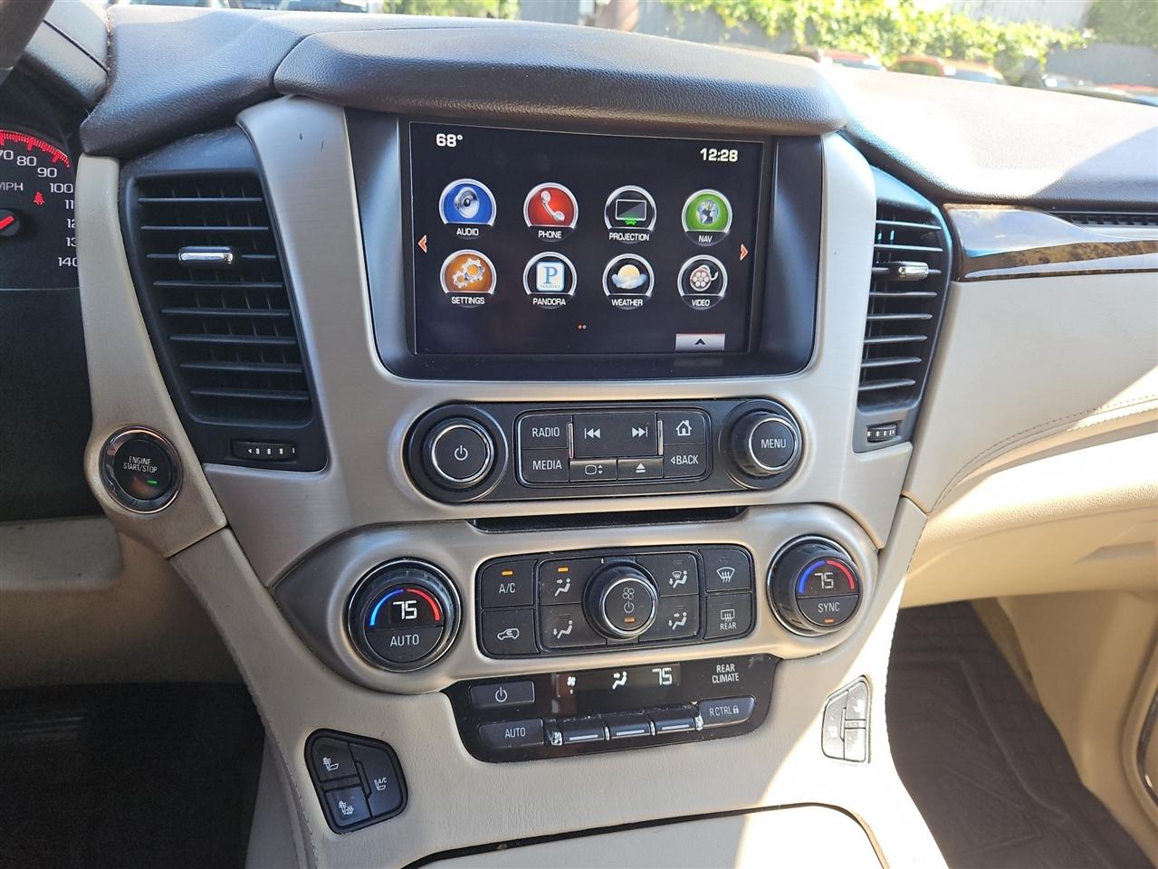 GMC Yukon Denali 4WD 2016