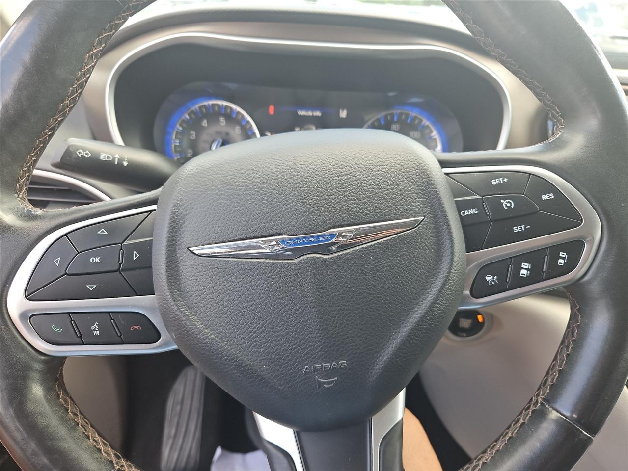 Chrysler Pacifica Touring-L Plus 2017